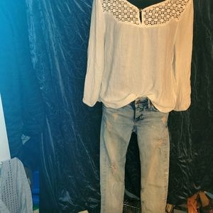 Outfit shirt and jeans